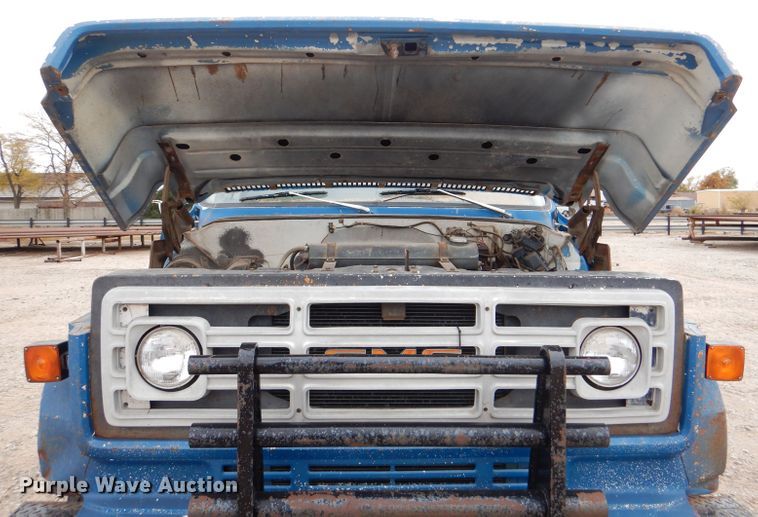 image for item DN5349 1980 GMC  truck cab and chassis