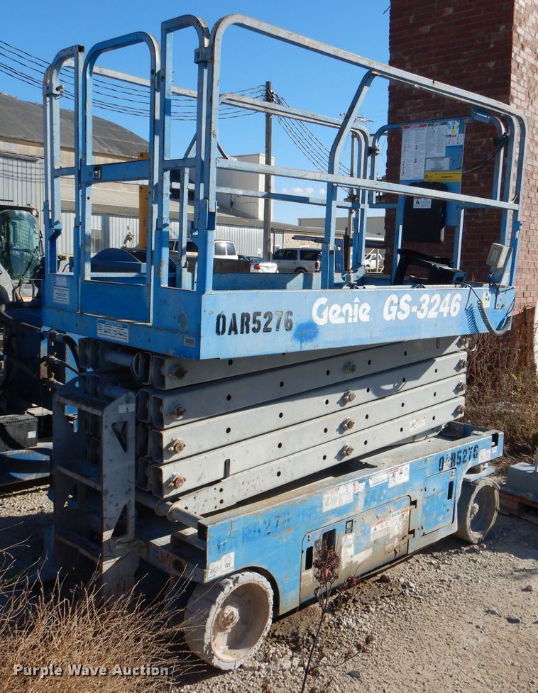 image for item DN5353 Genie GS-3246  scissor lift
