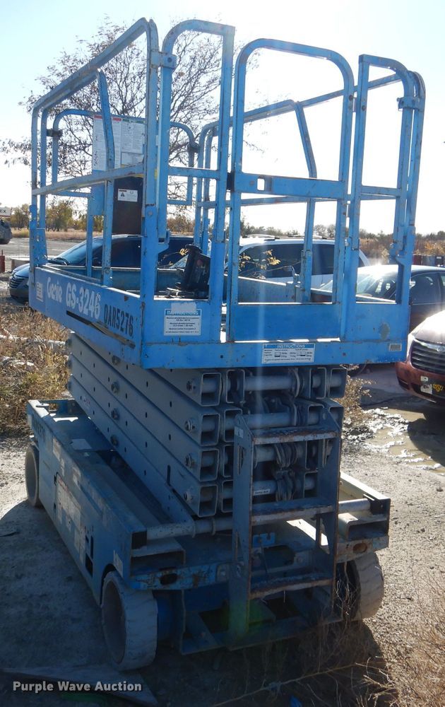 image for item DN5353 Genie GS-3246  scissor lift