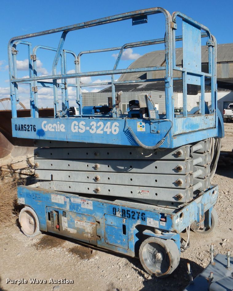 image for item DN5353 Genie GS-3246  scissor lift