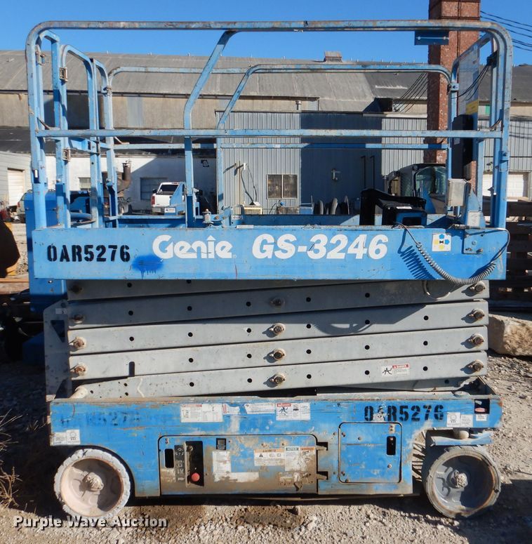 image for item DN5353 Genie GS-3246  scissor lift