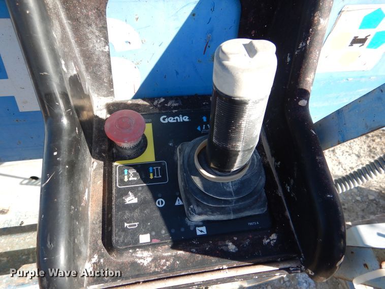 image for item DN5353 Genie GS-3246  scissor lift