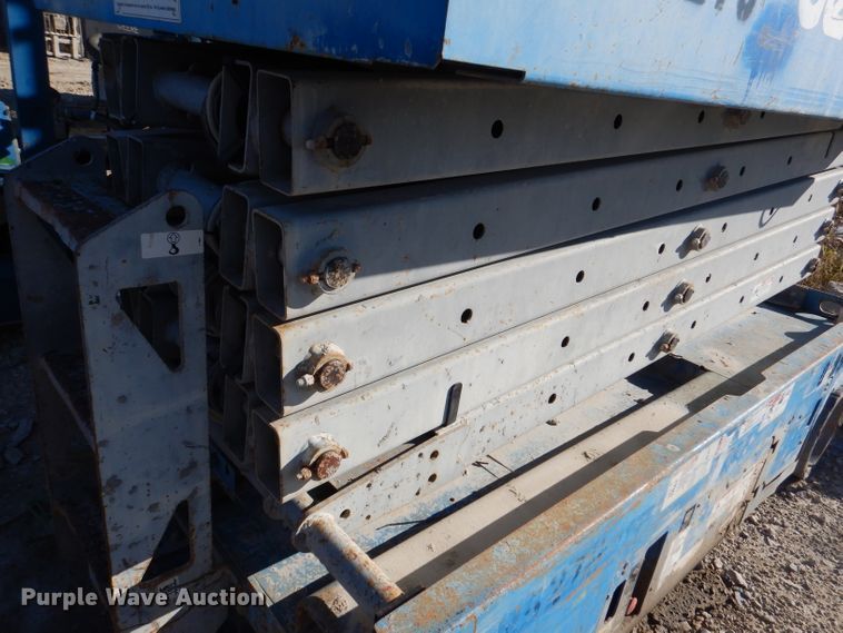 image for item DN5353 Genie GS-3246  scissor lift