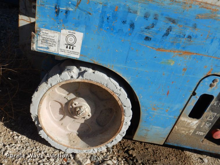 image for item DN5353 Genie GS-3246  scissor lift