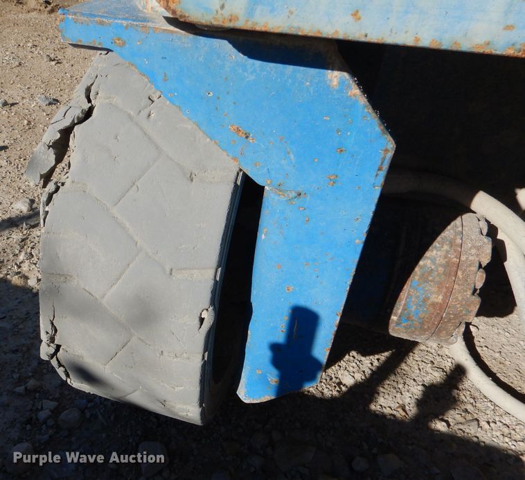 image for item DN5353 Genie GS-3246  scissor lift