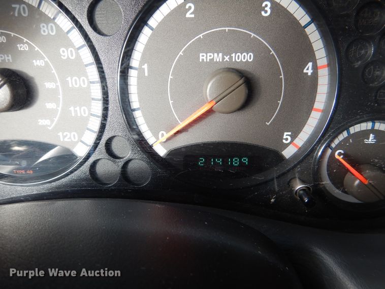 image for item DN5357 2005 Jeep Liberty  SUV