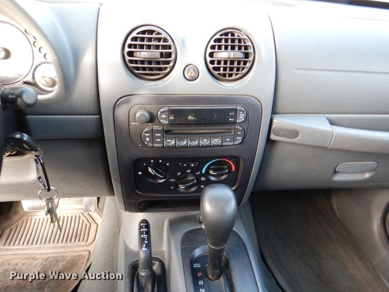 image for item DN5357 2005 Jeep Liberty  SUV