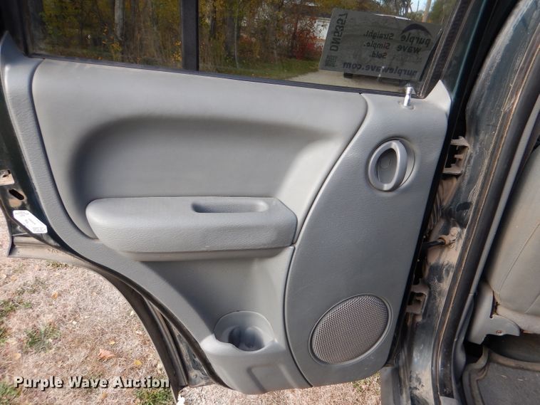 image for item DN5357 2005 Jeep Liberty  SUV