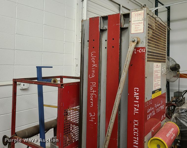 image for item DN5700 (2) vertical lifts