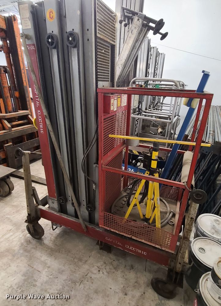 image for item DN5700 (2) vertical lifts