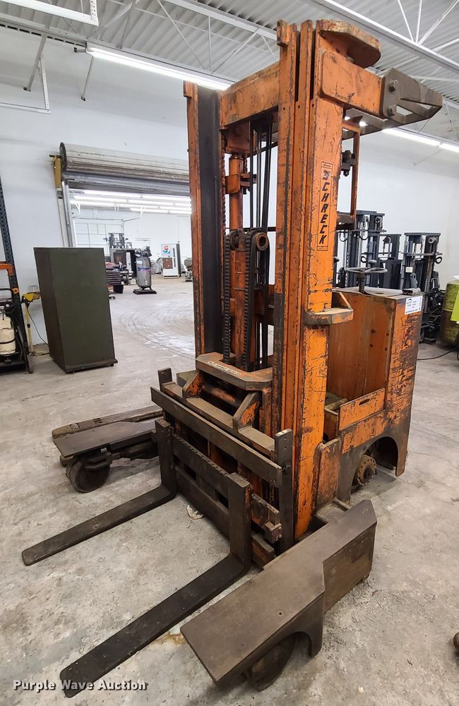 image for item DN5701 (3)  pallet jacks