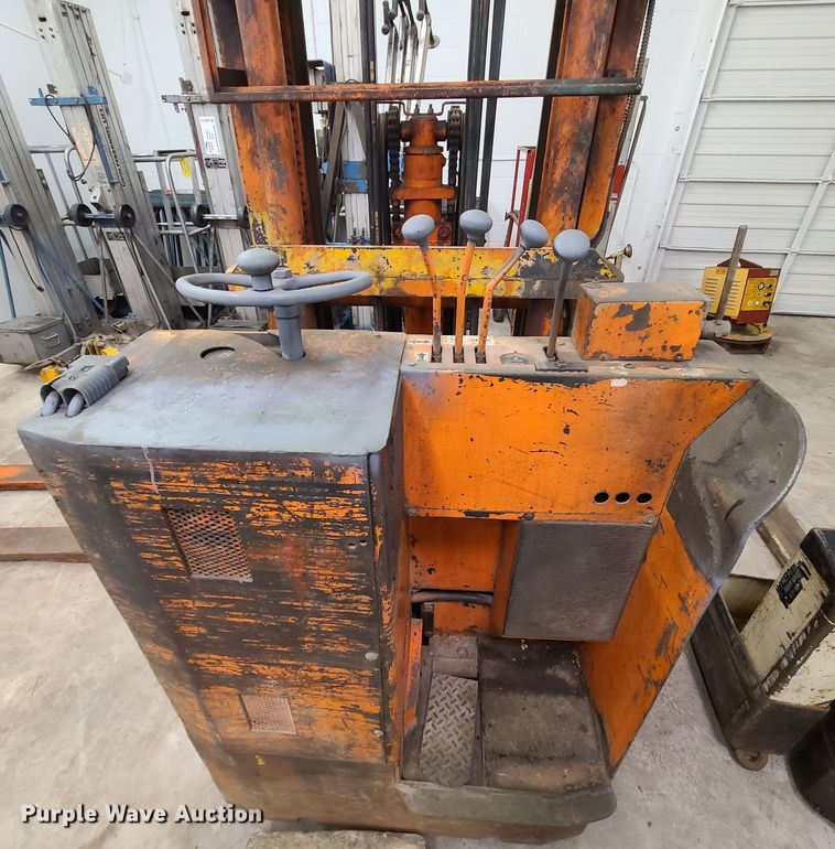 image for item DN5701 (3)  pallet jacks