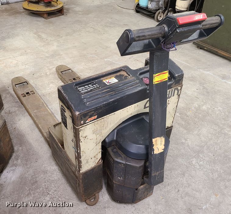 image for item DN5701 (3)  pallet jacks