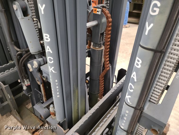 image for item DN5702 (2) forklift masts