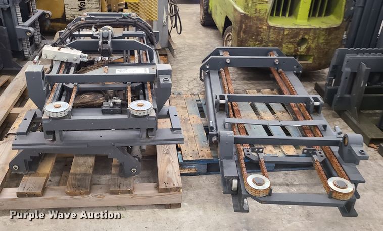 image for item DN5704 (3) forklift masts