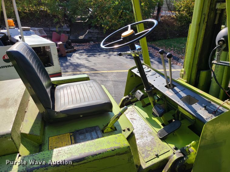 image for item DN5705 Clark C500  forklift