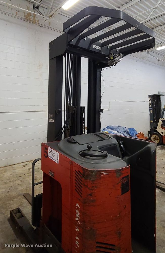 image for item DN5707 (2) forklifts