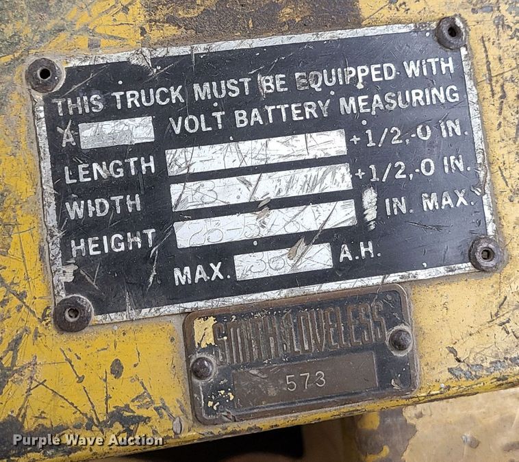 image for item DN5709 (2) pallet jacks