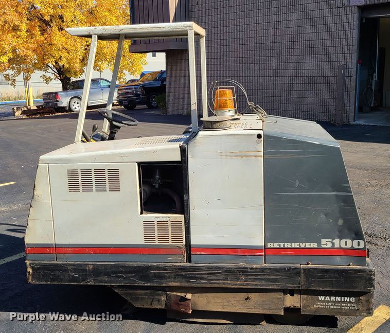 image for item DN5710 Advance Retriever 5100  sweeper