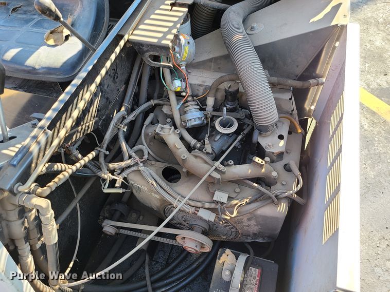 image for item DN5710 Advance Retriever 5100  sweeper