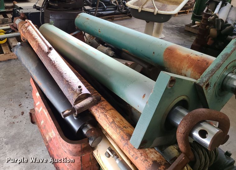 image for item DN5713 Hydraulic cylinders