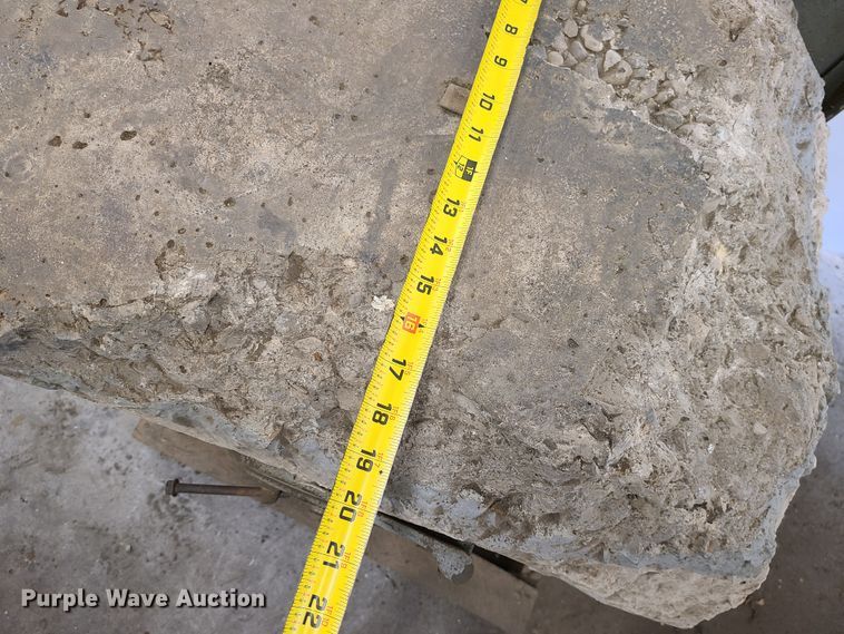 image for item DN5714 (4) safes