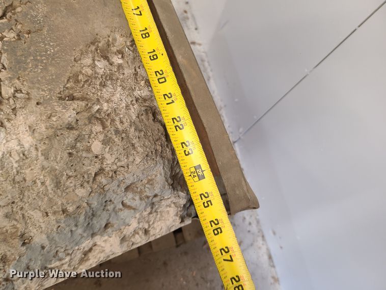 image for item DN5714 (4) safes