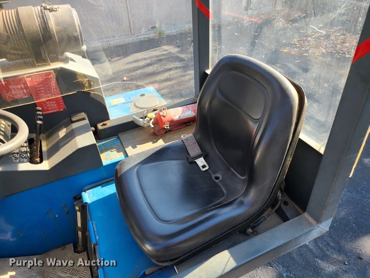 image for item DN5717 Teledyne Specialty Equipment E33PX  forklift