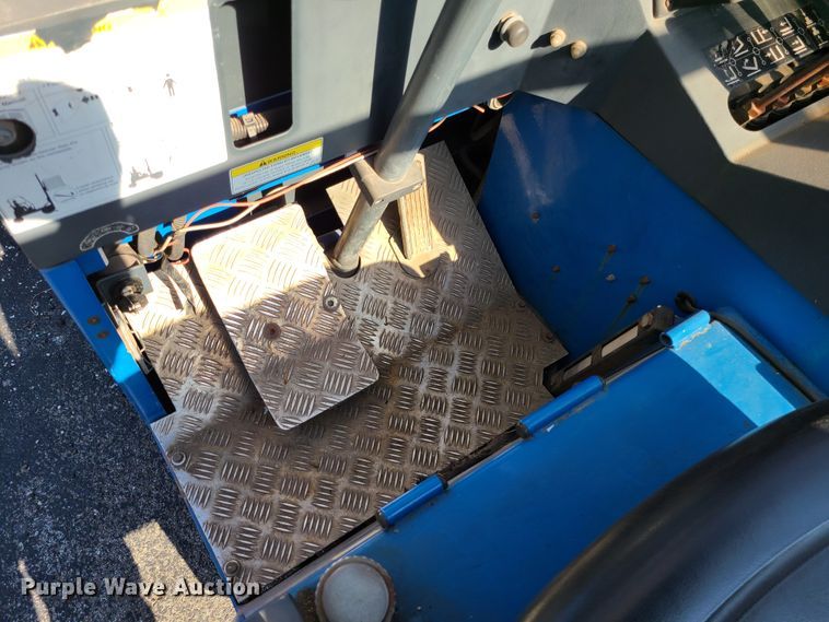 image for item DN5717 Teledyne Specialty Equipment E33PX  forklift