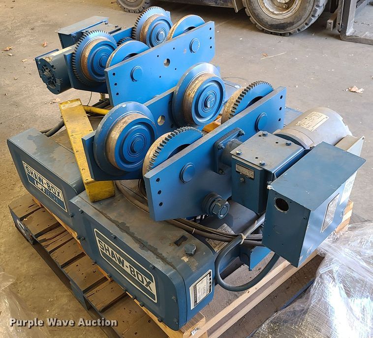 image for item DN5718 (3) Shaw Box hoists