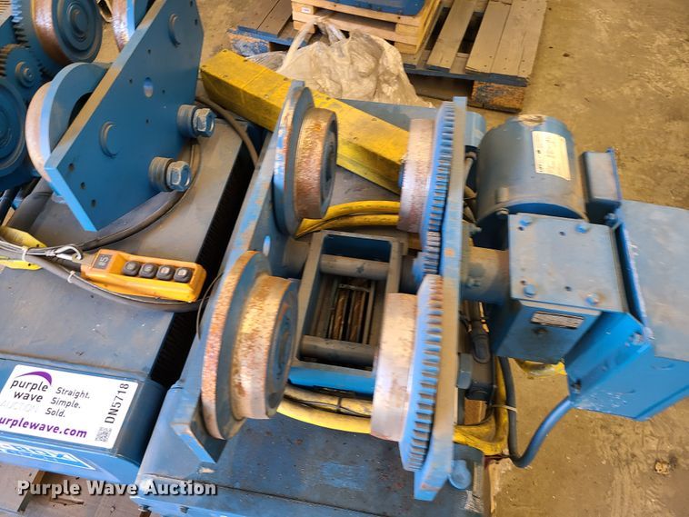 image for item DN5718 (3) Shaw Box hoists