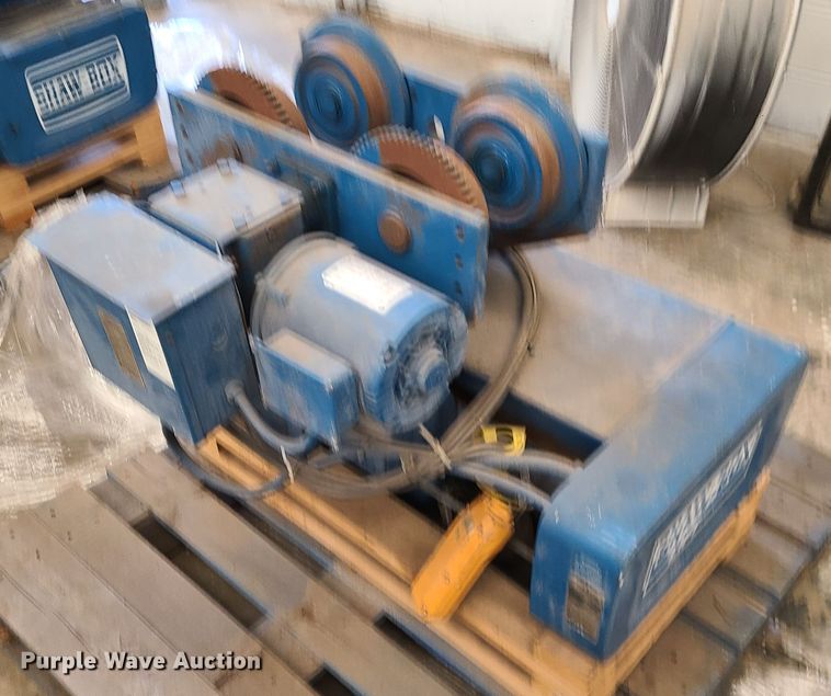 image for item DN5718 (3) Shaw Box hoists