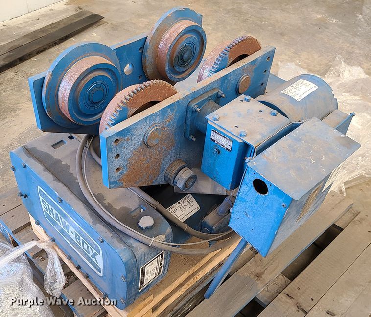 image for item DN5718 (3) Shaw Box hoists
