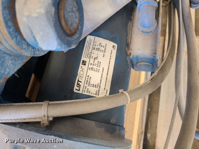 image for item DN5718 (3) Shaw Box hoists