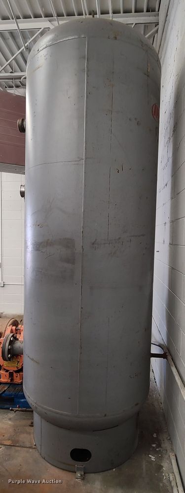 image for item DN5719 Campbell Hausfeld  air compressor