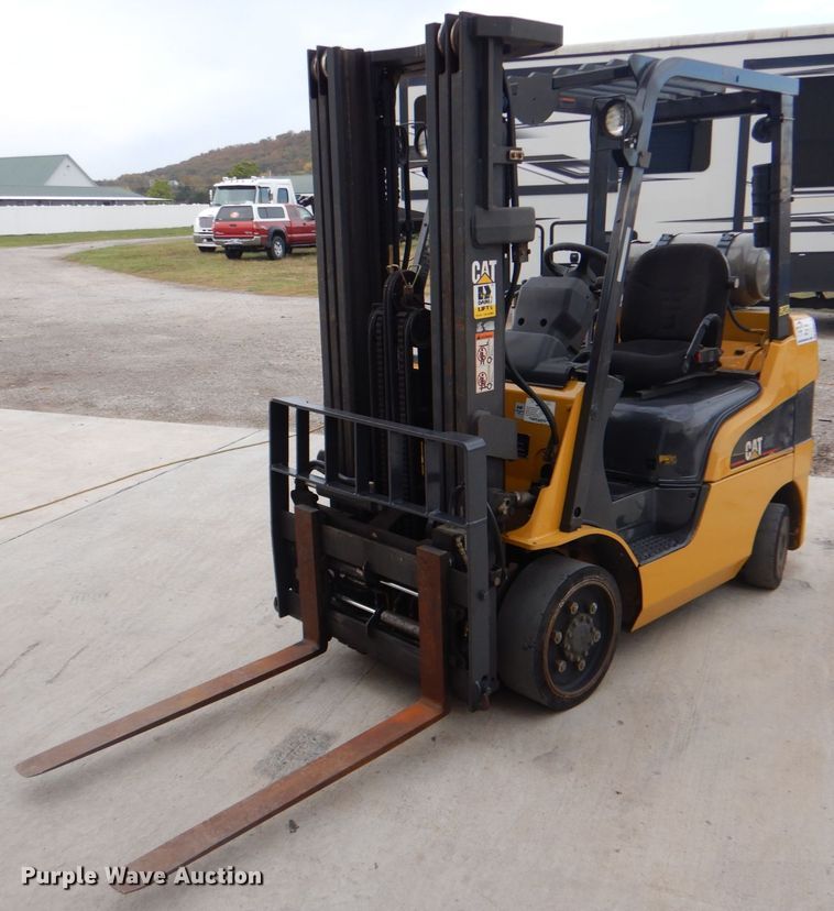 image for item DN6540 Caterpillar C5000  forklift