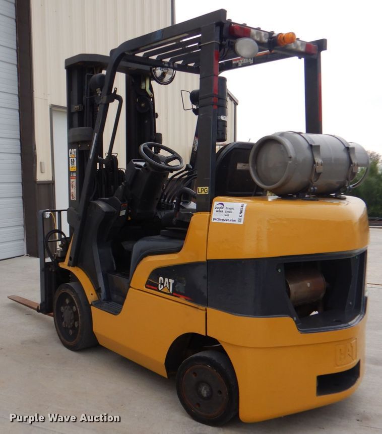 image for item DN6540 Caterpillar C5000  forklift
