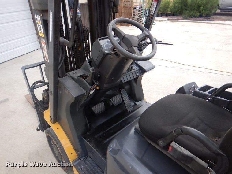 image for item DN6540 Caterpillar C5000  forklift