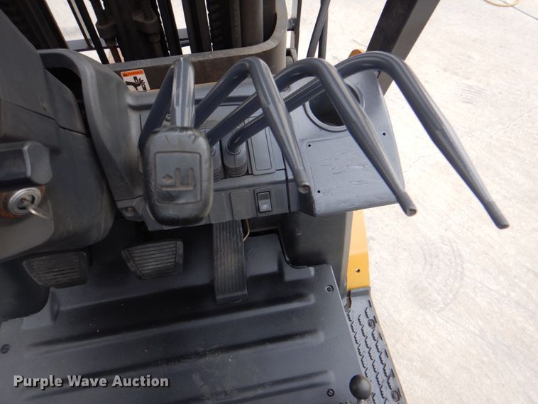 image for item DN6540 Caterpillar C5000  forklift