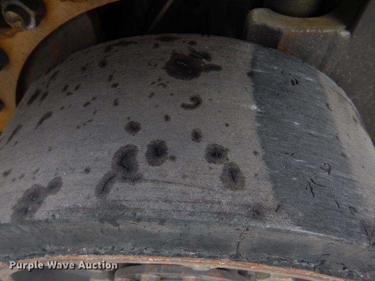 image for item DN6540 Caterpillar C5000  forklift