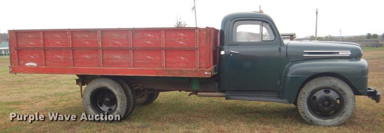 image for item DN6542 1948 Ford F6  grain truck