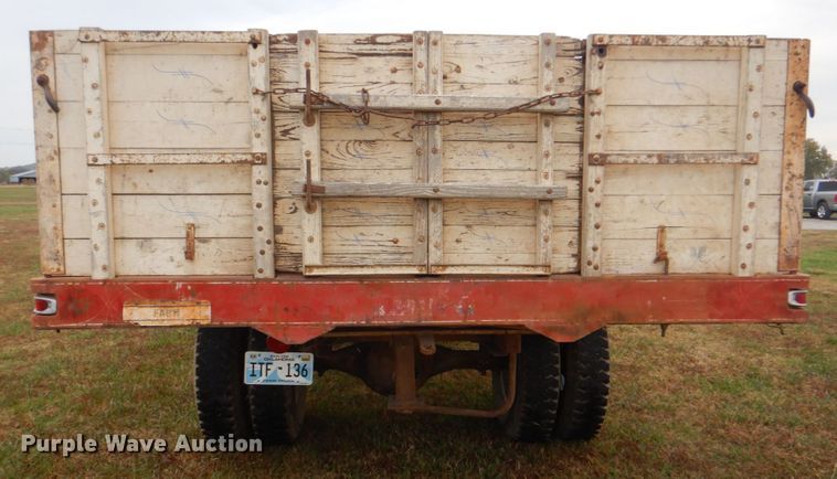 image for item DN6542 1948 Ford F6  grain truck