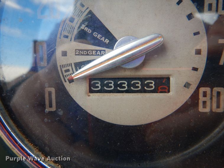 image for item DN6542 1948 Ford F6  grain truck