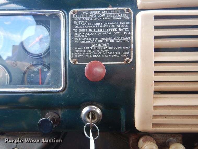 image for item DN6542 1948 Ford F6  grain truck