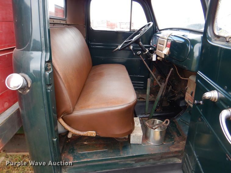 image for item DN6542 1948 Ford F6  grain truck