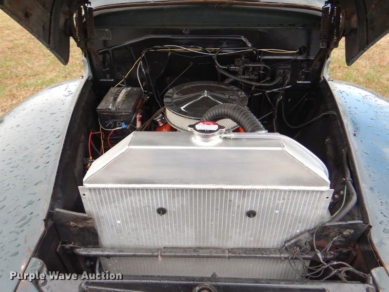 image for item DN6542 1948 Ford F6  grain truck