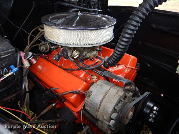 image for item DN6542 1948 Ford F6  grain truck