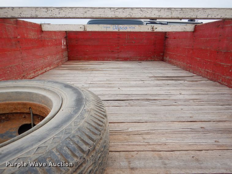 image for item DN6542 1948 Ford F6  grain truck