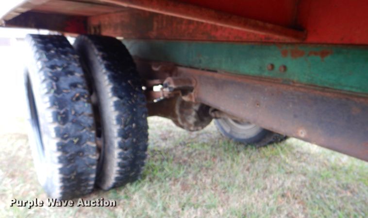 image for item DN6542 1948 Ford F6  grain truck