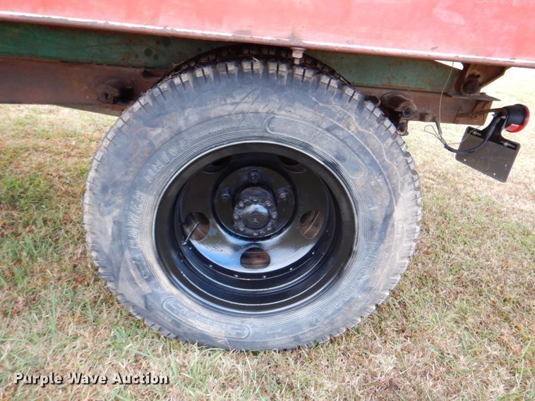 image for item DN6542 1948 Ford F6  grain truck